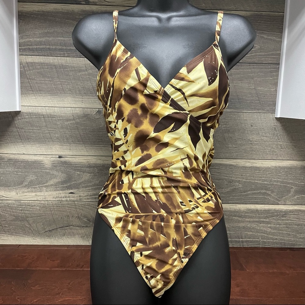 Speedo Tan Brown Cream Leafy Floral One Piece Bathing Suit Size 8